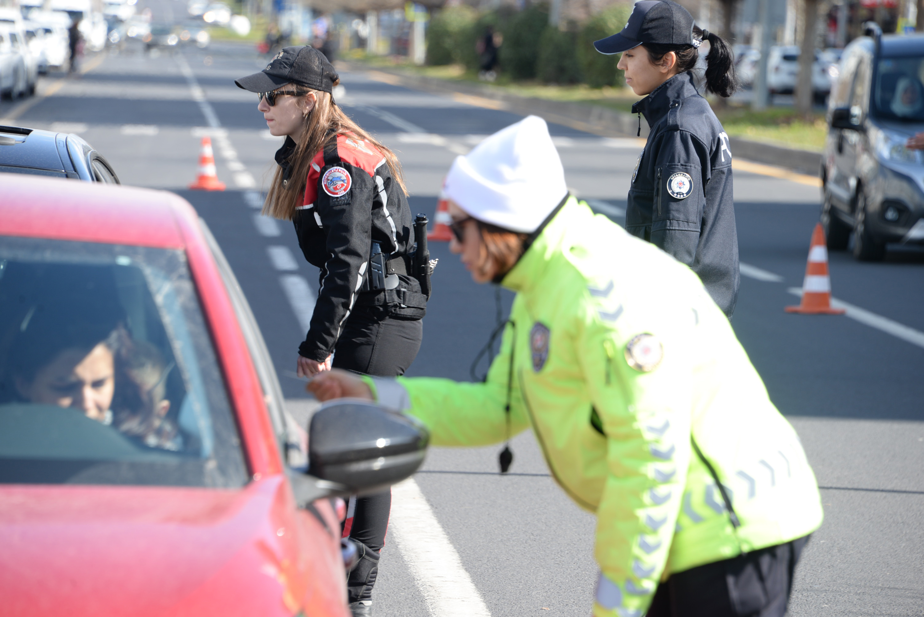 Diyarbakirda Kadin Polis Timinden Uygul 22869 (1)