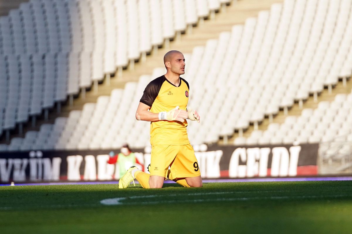 Aykut Özer Kimdir (4)