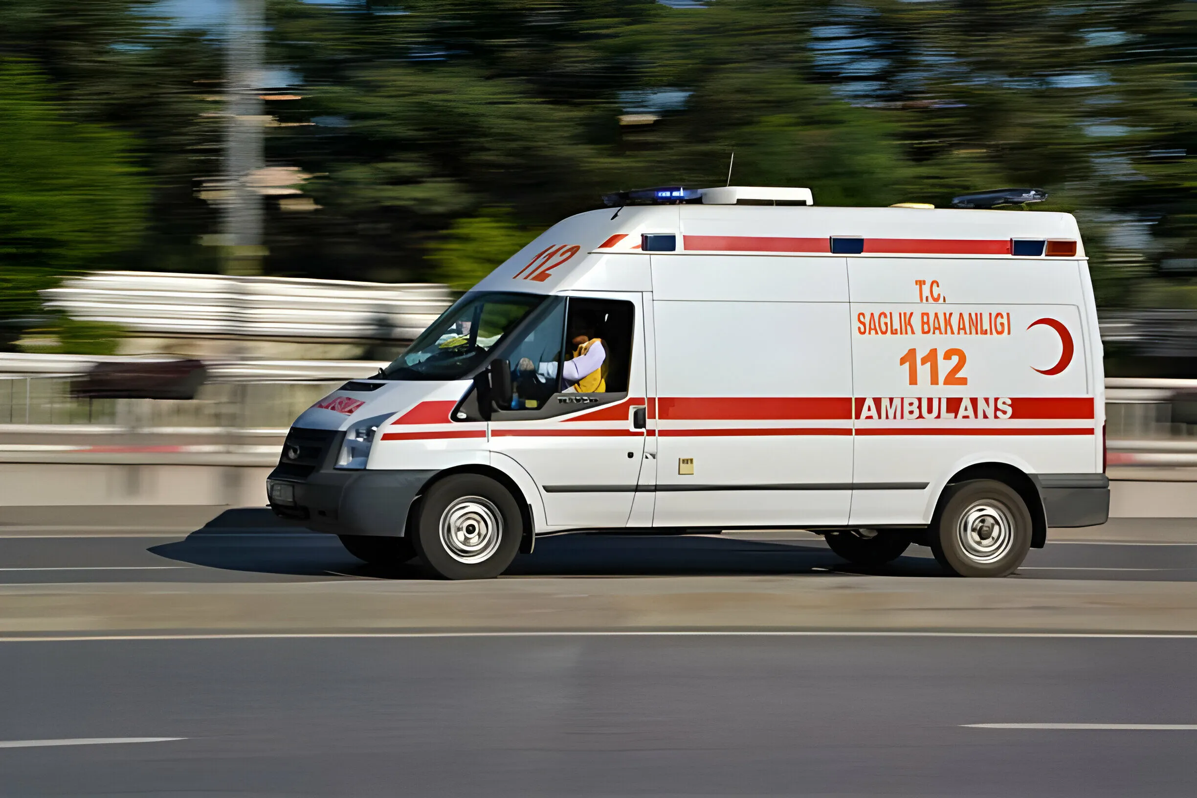 Ambulans-2