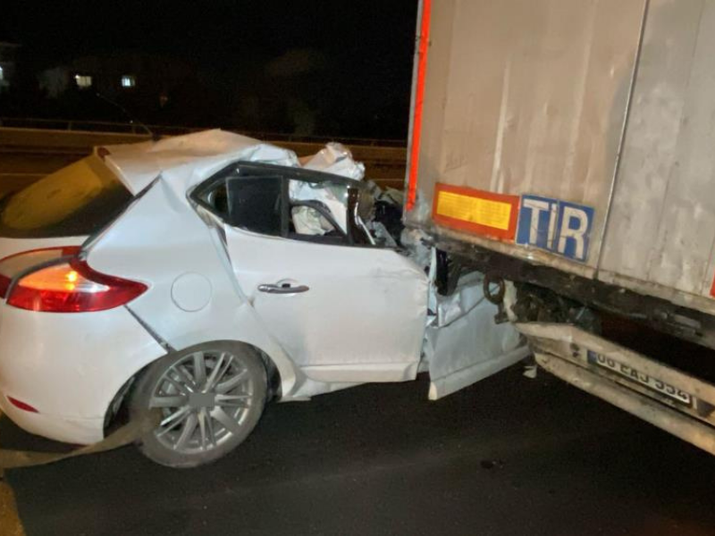 Tem Otoyolu’nda Zincirleme Kaza 2 Ölü, 4 Yaralı! (3)