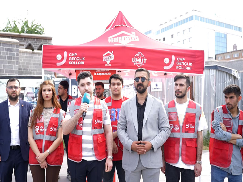 Diyarbakır’da İmamoğlu Ve Selahattin Demirtaş Için 50 Bin Imza Toplandı3