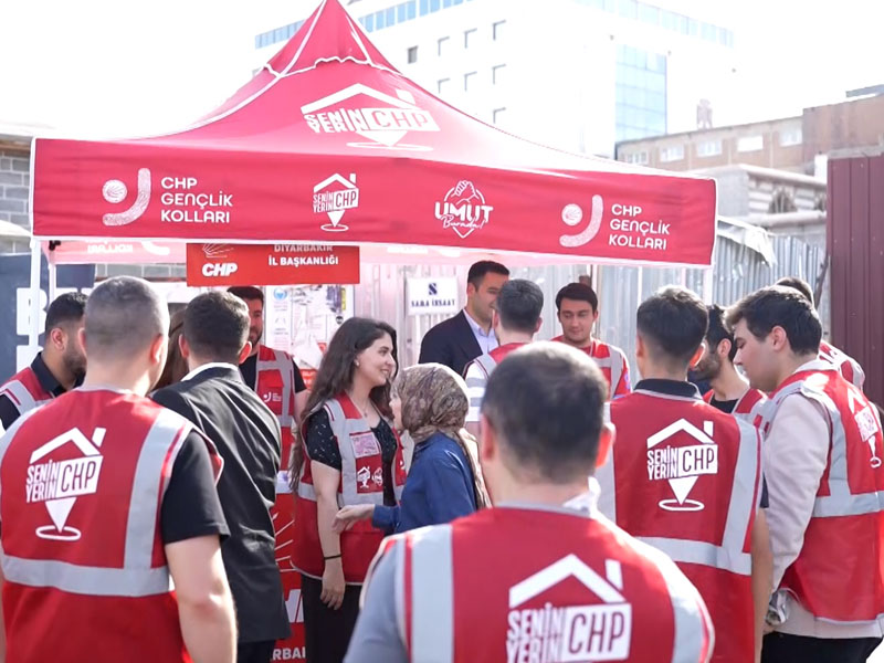 Diyarbakır’da İmamoğlu Ve Selahattin Demirtaş Için 50 Bin Imza Toplandı4
