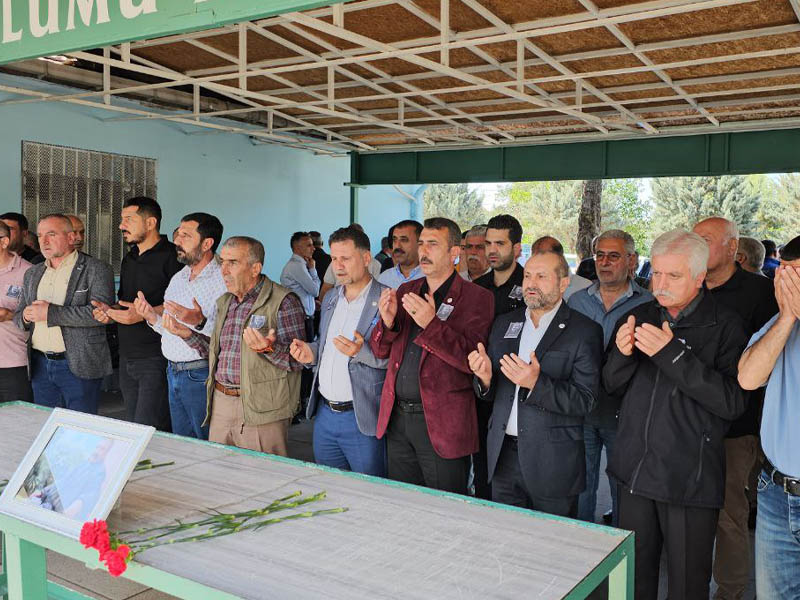 Diyarbakır’da Sırrı Süreyya Önder’e Giyabi Cenaze Namazı Kılındı4