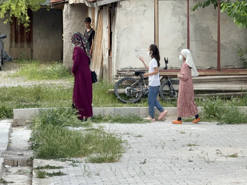 Fare Kovma Yöntemi Apartman Sakinlerini Zehirledi1