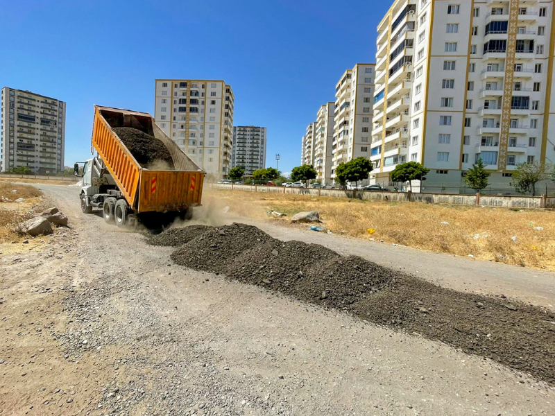 Diyarbakır Yenişehir Belediyesi’nden Stabilize Yol Bakımı1