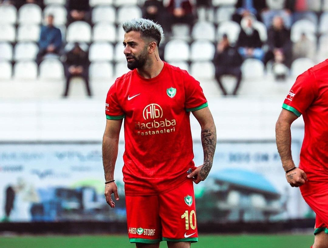 Çekdar Orhan Kimdir 1