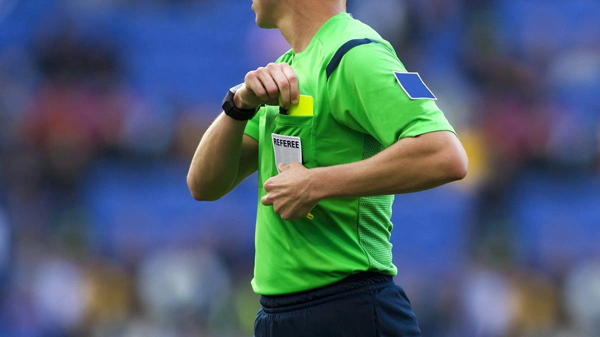 Futbol Hakemi Maaşları 5