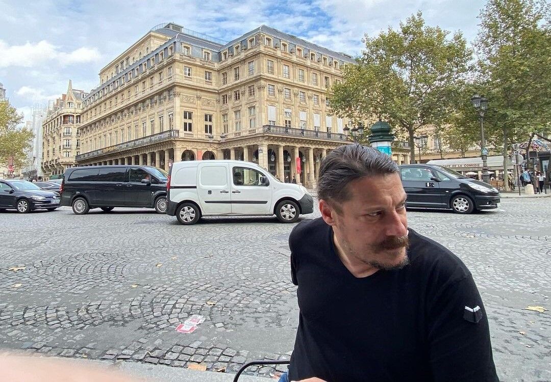 Erk Acarer Kimdir (3)