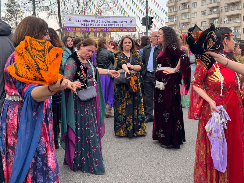 Diyarbakır’da Gültan Kışanak’tan Kadın Gücü Vurgusu3