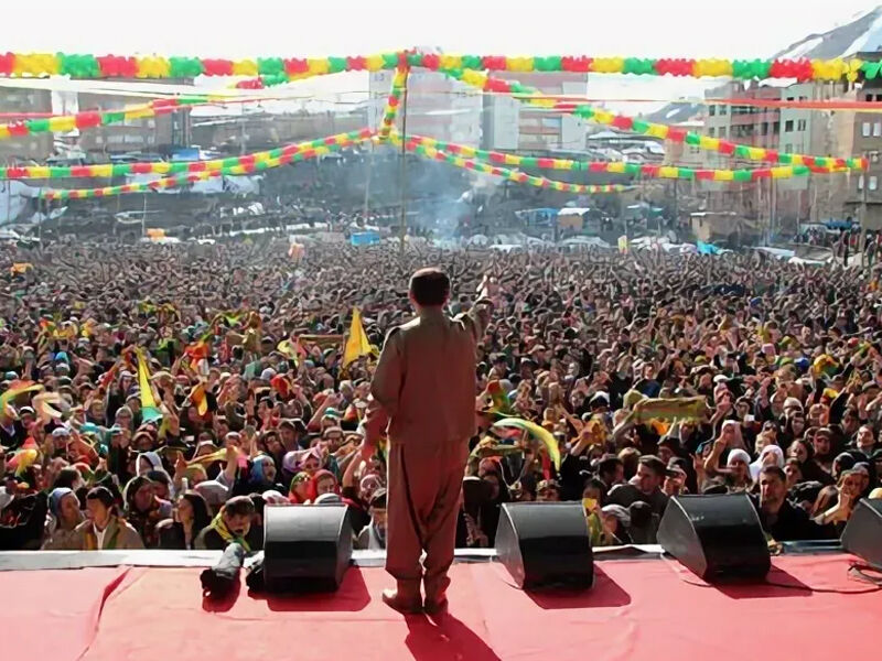 Diyarbakır’da Newroz’akaç Kişi Katıldı4