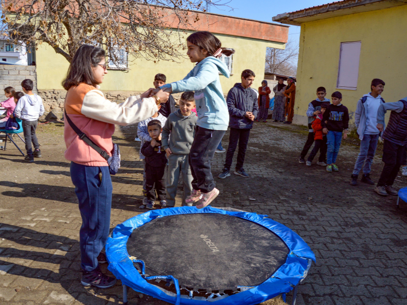 Diyarbakır’da Minikler Için Renkli Etkinlikler Düzenlenecek (2)