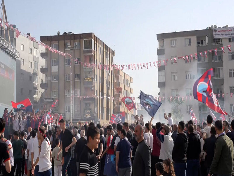 Mardin'de Tarihi Gün! Mardin 1969 Taraftarı Şampiyonluğu Meydanlarda Kutladı4