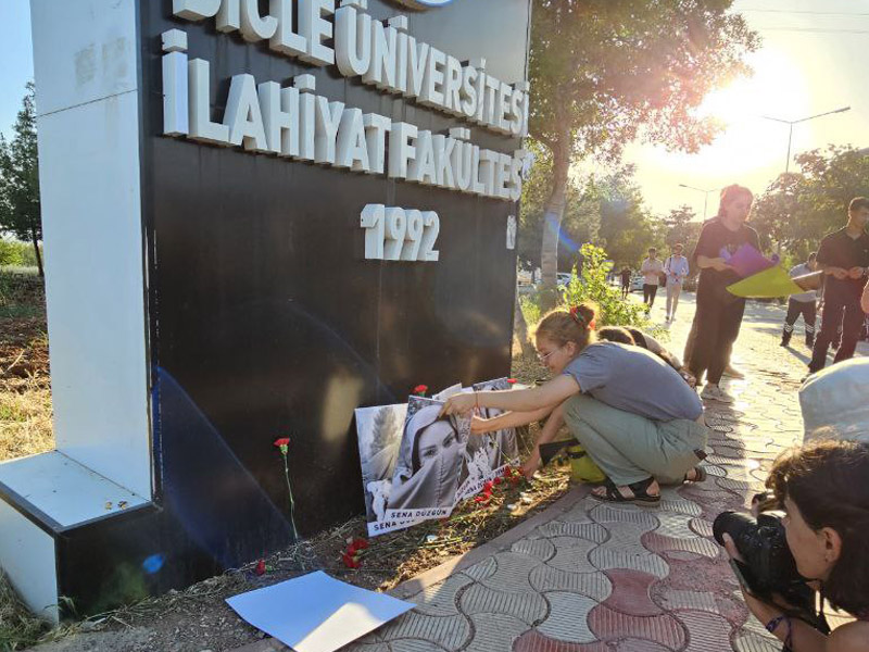 Diyarbakır’da Jin Jiyan Azadi Sloganlarıyla Sena Düzgün Anıldı5