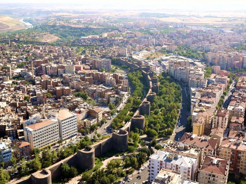 Diyarbakır’ın 12 Bin Yıllık Yolculuğu Tarihin Kalbinden Bugüne8
