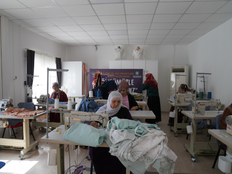 Serra Bucak’tan Kadın Emeğine Destek Ziyareti (3)