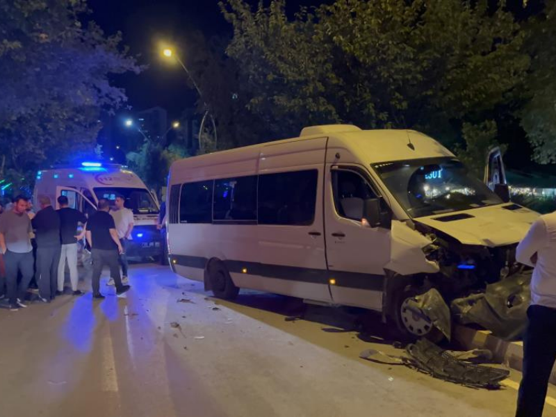 Elazığ’da Korkutan Kaza 2’Si Çocuk 4 Yaralı (2)
