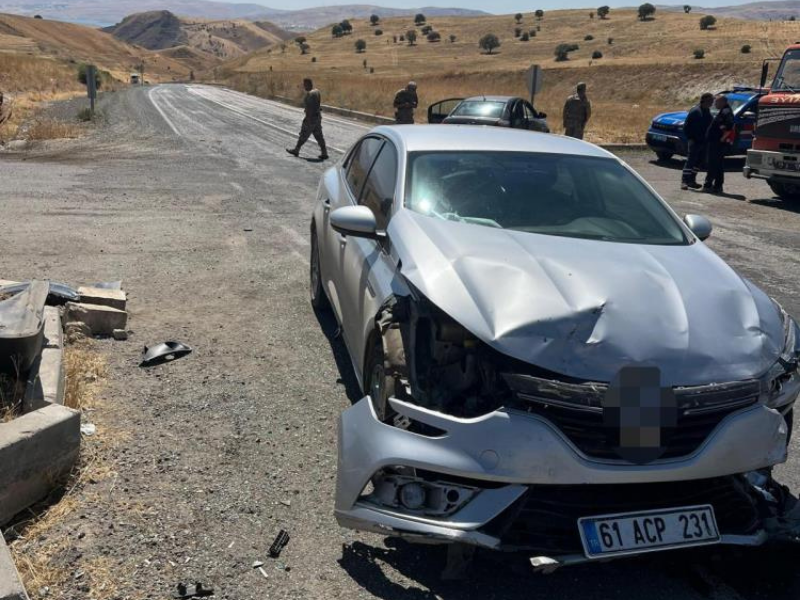 Muş’ta Korkutan Kaza Çok Sayıda Yaralı Var! (1)