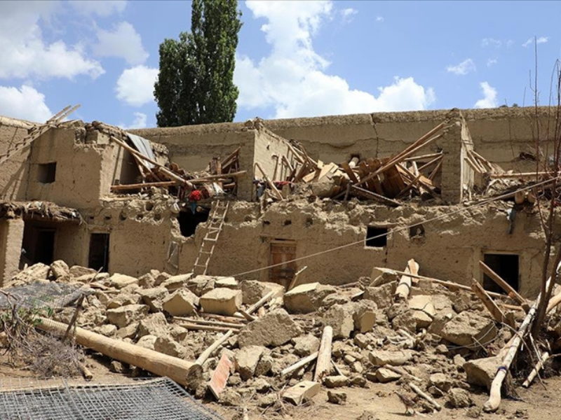 6,0 Büyüklüğünde Deprem Yüzlerce Ölü, Binlerce Yaralı Var! (2)