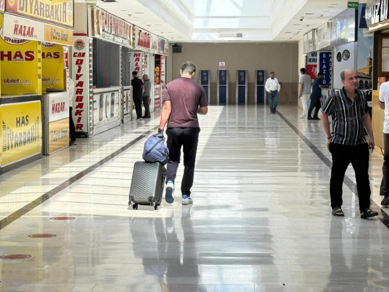 Diyarbakır Otogarı’nda Okulların Açılması Öncesi Yoğunluk (1)