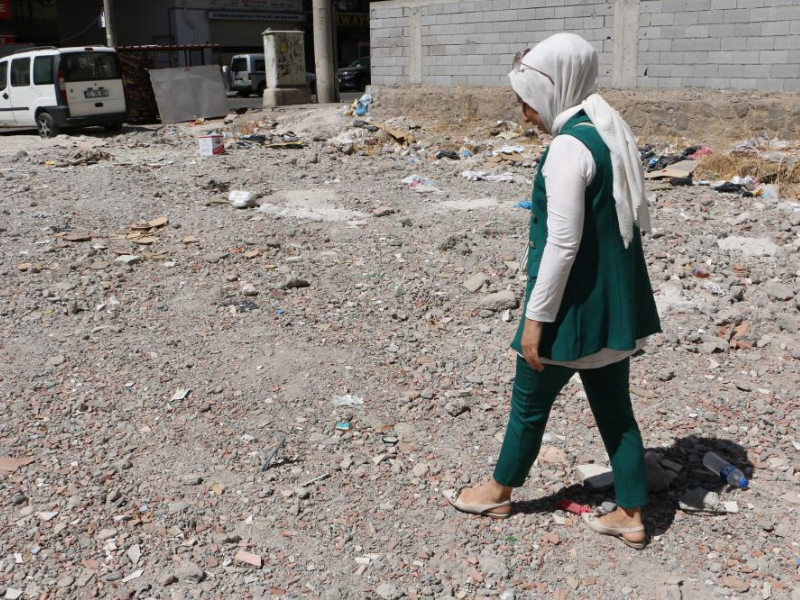 Diyarbakır’da Depremden Kurtulan Gökdemir Kitap Yazdı (2)-1