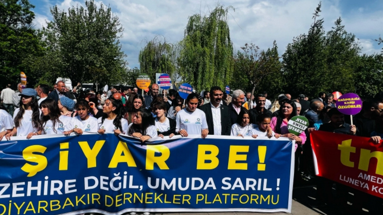 Diyarbakır’da uyuşturucuya karşı farkındalık yürüyüşü