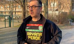 Alman Bakan Amedspor forması giydi