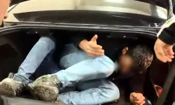 Otomobilin bagajında kaçak göçmenler yakalandı