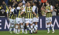 Fenerbahçe Beşiktaş'ı 2-1 ile geçti