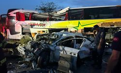 Diyarbakır yolcu otobüsü kaza yaptı: 10 ölü 39 yaralı