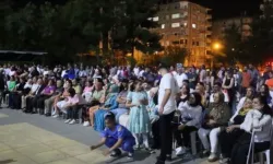 Diyarbakır'da kayyım nöbetinde bayram kutlamaları