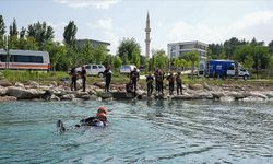 Diyarbakır'da 'su üstü arama kurtarma eğitim' verildi