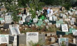 Bayramda Diyarbakır'da mezarlıklar doldu