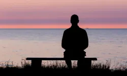 Yalnızlık felç riskini arttırıyor mu?