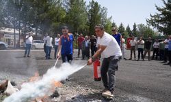 Diyarbakır'da muhtarlara yangın ve deprem eğitimi