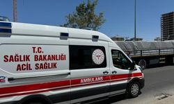 Diyarbakır’da baygın haldeki kıza araç camını kırarak yardım ettiler