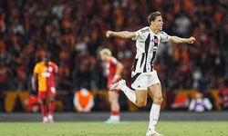 Beşiktaş, Turkcell Süper Kupasını Galatasaray'ı 5-0 yenerek kazandı