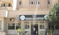 Silvan Belediyesi'nden Kürtçe tabela kararı