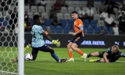 Başakşehir 0-0'ın rovanşında 2-0 kazanarak tur atladı