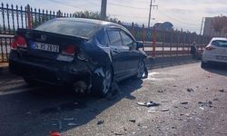 Diyarbakır'da zincirleme trafik kazası: Trafik kilitlendi