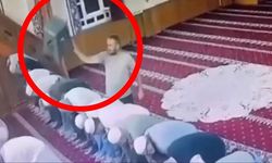 Namaz esnasında imama tabureli saldırı! saldıran şahıs gözaltında