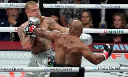 Jake Paul, efsanevi maçta Mike Tyson'ı yendi!