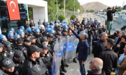 Mardin'de kayyım protestolarında ​​2 kişi tutuklandı