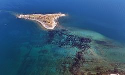 Van Gölü'ndeki çekilme eski yerleşim alanlarını ortaya çıkardı