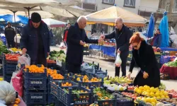 Vali Zorluoğlu ve eşi, Diyarbakır halk pazarında alışveriş yaptı