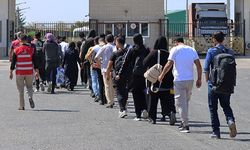 Esad’ın düşüşüyle 270 bin Suriyeli mülteci geri döndü