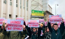 İstanbul'da öğrenciler İmamoğlu'na destek için barikatı aştı