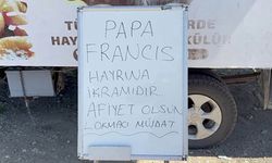 Bursa'da Papa Francis için lokma dağıtıldı