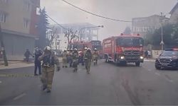Sancaktepe’de iş merkezinde yangın çıktı