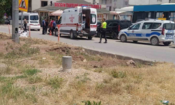 Adıyaman’da yola çıkan yayaya motosiklet çarptı