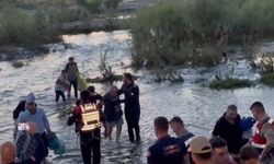 Batman'da baraj kapaklarının açılmasıyla mahsur kalan 25 kişi kurtarıldı